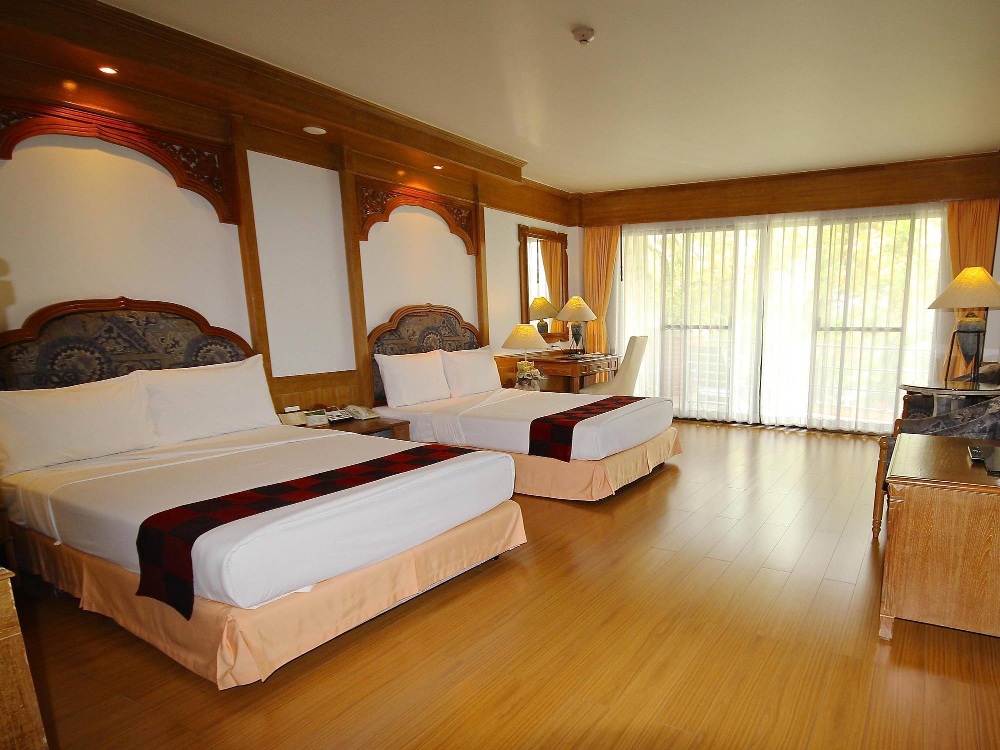 The Golf Lodge Laem Chabang Chonburi Ngoại thất bức ảnh